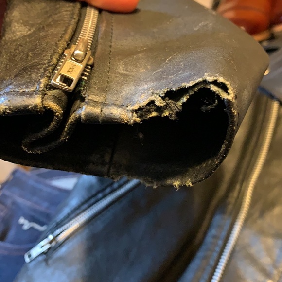 Motorcycle jacket - Picture 10 of 11